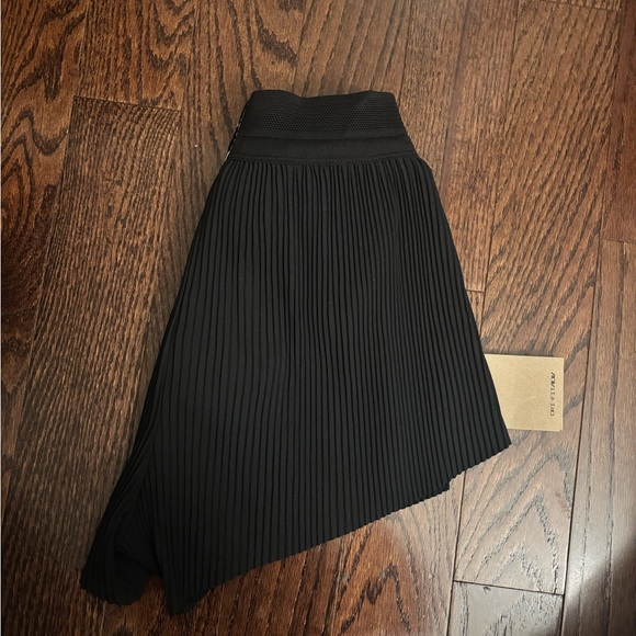 Black Nike Aeroswift Shorts - Picture 2 of 4